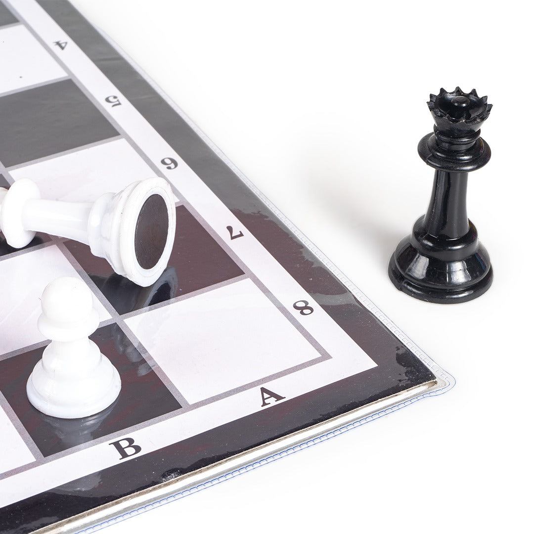 RATNA'S Expert Magnetic Chess Senior