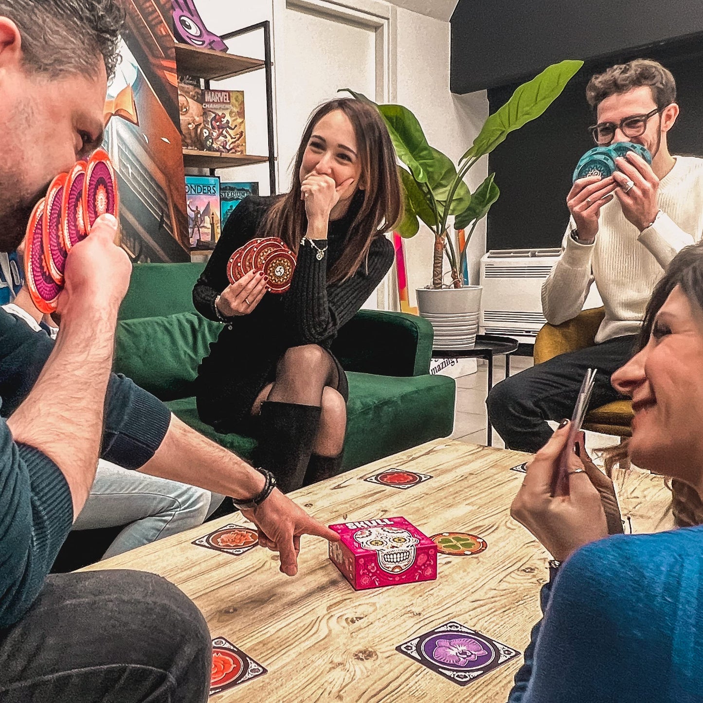 Skull Party Game Bluffing Strategy Board Game