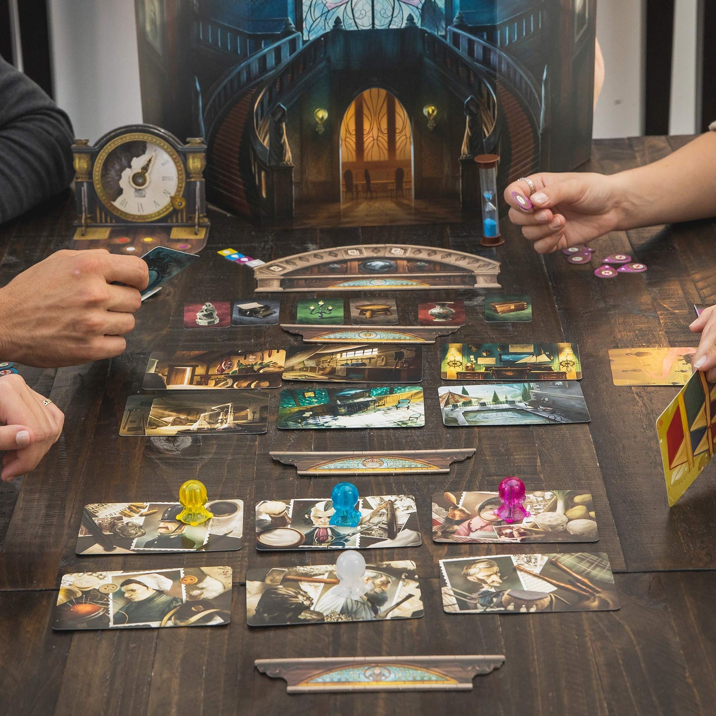 Asmodee Mysterium Board Game - Enigmatic Cooperative Mystery Game with Ghostly Intrigue