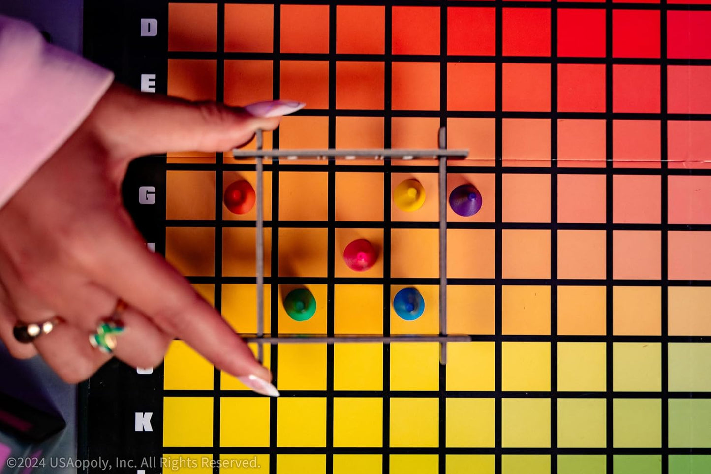 Hues and Cues - Vibrant Color Guessing Board Game for 3-10 Players Ages 8+ Connect Clues and Guess from 480 Color Squares