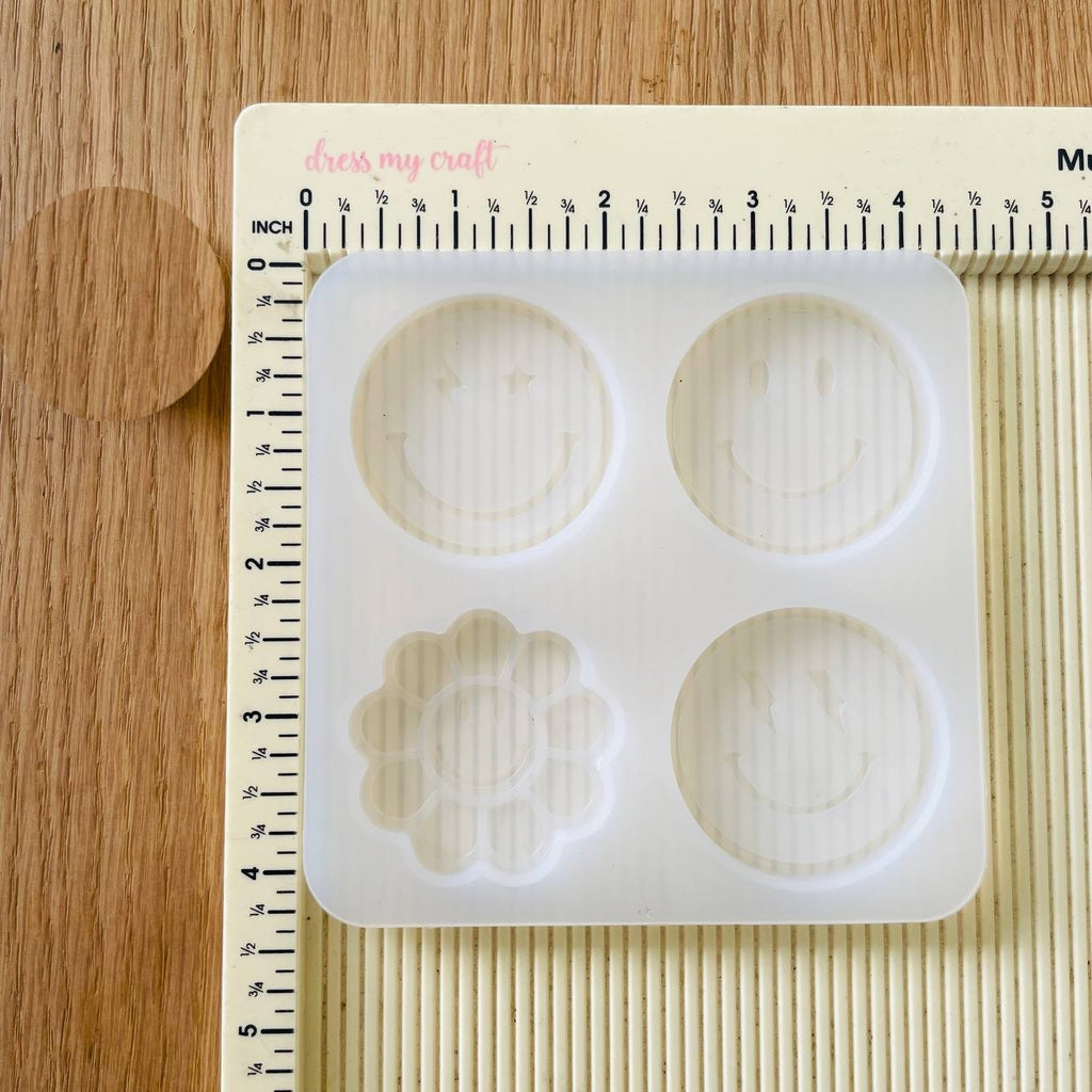 Silicone Mould Pop Socket Smile