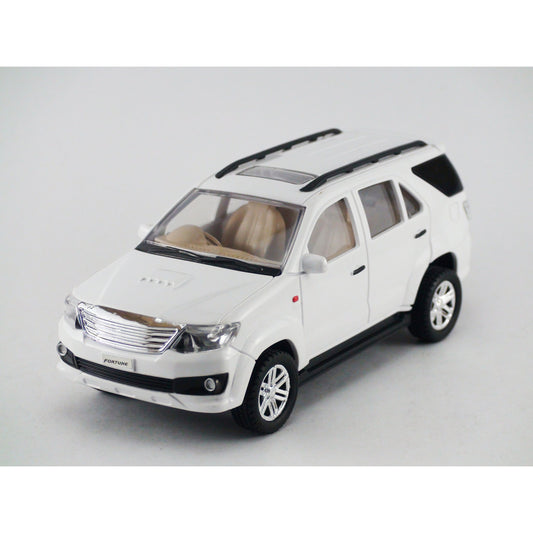 Centy Toys Fortune White Looks Like The Real SUV-Pull Back Action and Safe to use Plastic for Kids from 3 to 12 Years Age