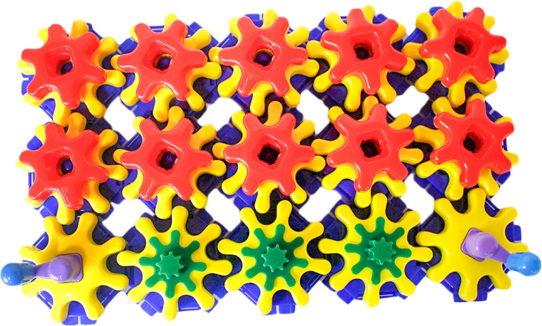 Ratna's Make and Spin Gears Twisting & Turning Fun