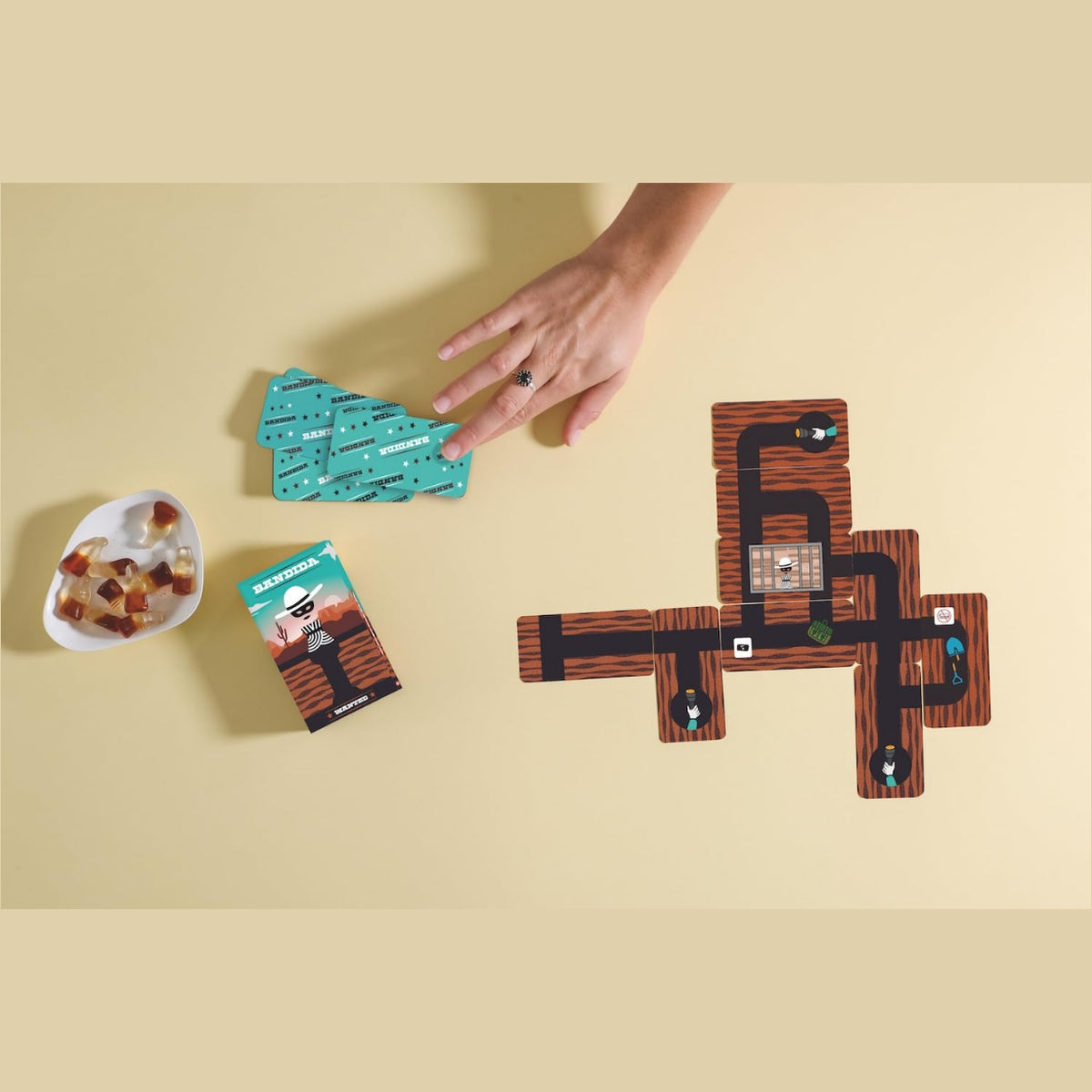 Helvetiq Bandida Card Game