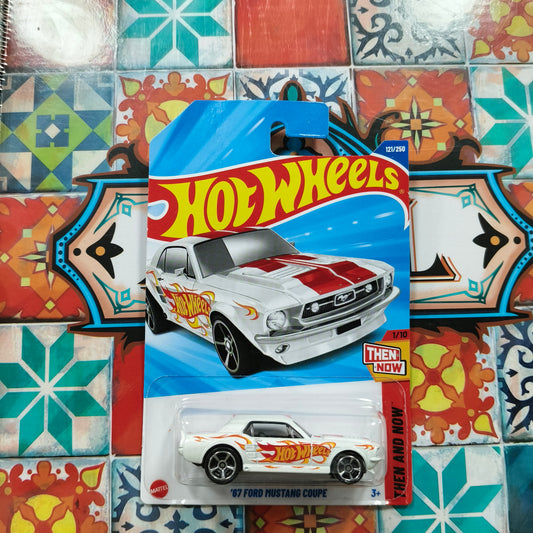 Hot Wheels '67 Ford Mustang Coupe