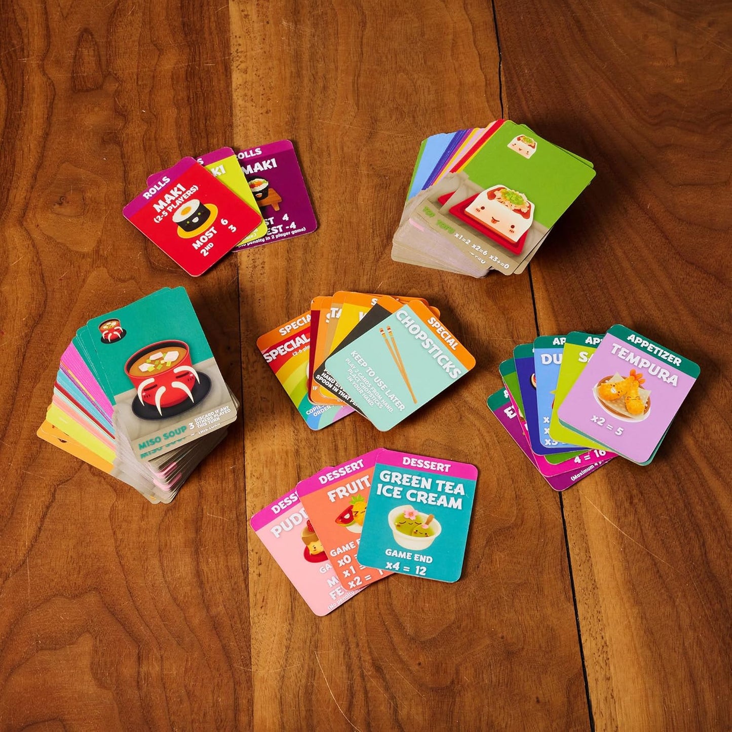 Sushi Go Party! - The Deluxe Pick & Pass Card Game (Cardboard Box)